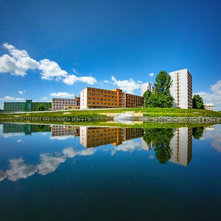 Univerzita Palackeho V Olomouci Hostel Luaran gambar